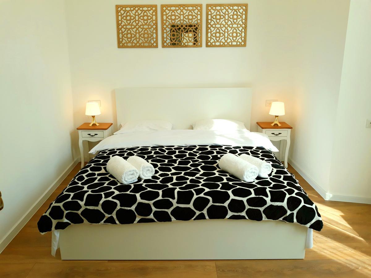 Diplomat Apartment Tbilisi Eksteriør bilde